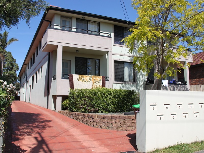 40  Yangoora Rd, Belmore NSW 2192