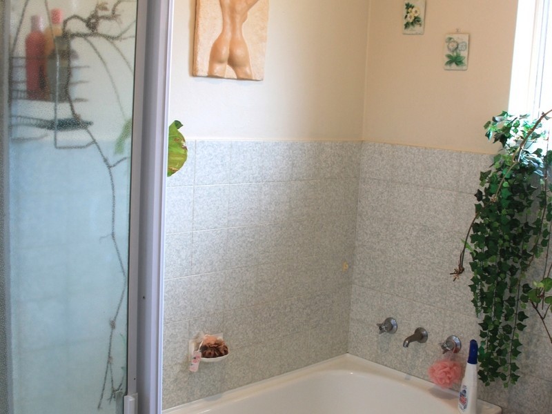 2/12  McCourt St, Wiley Park NSW 2195