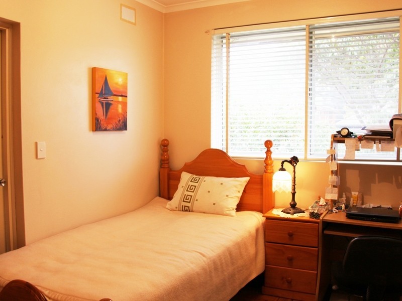 2/12  McCourt St, Wiley Park NSW 2195