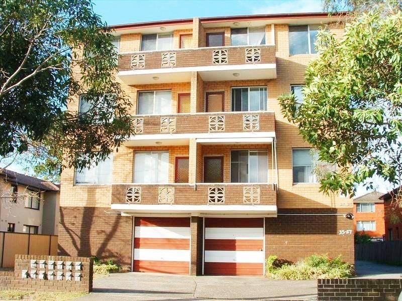 2/25 Fourth Ave, Campsie NSW 2194