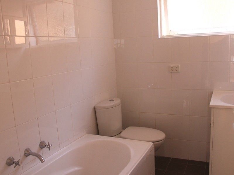 96 Duke St, Campsie NSW 2194