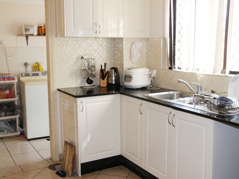 32 North Pde, Campsie NSW 2194