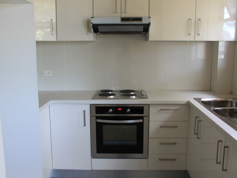 11/10 Fourth Ave, Campsie NSW 2194