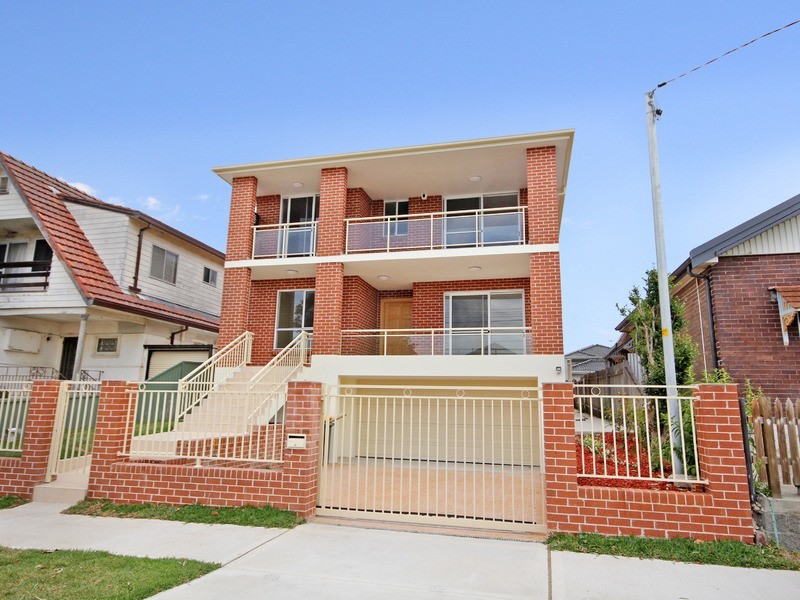 13 Weston Street, Hurstville NSW 2220
