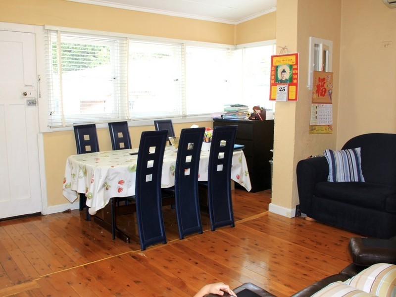 3 Butler Ave, Campsie NSW 2194