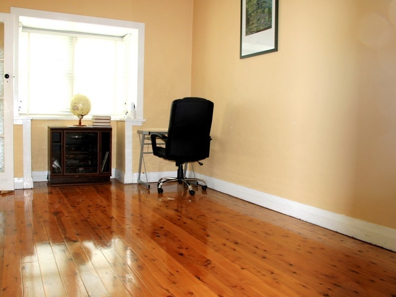 3 Butler Ave, Campsie NSW 2194