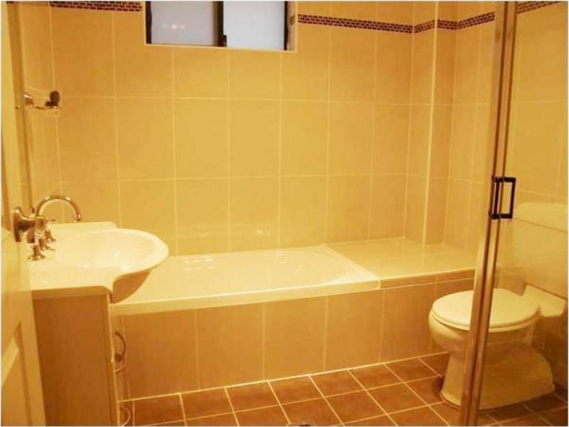 2/16 White Ave, Bankstown NSW 2200