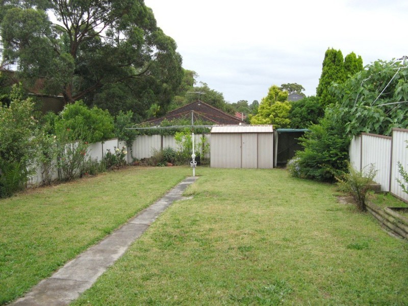 35 VIKING ST, Campsie NSW 2194