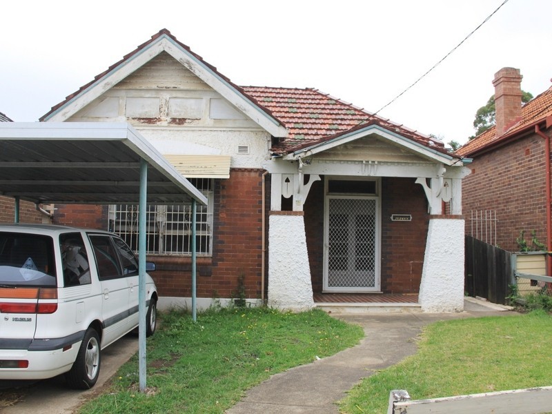 104 Evaline Street, Campsie NSW 2194