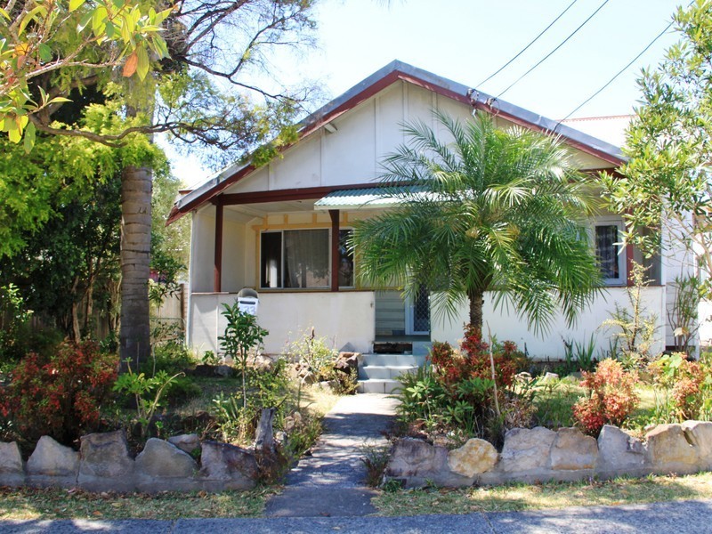 133 Brighton Ave, Campsie NSW 2194