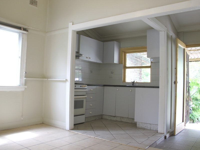 133 Brighton Ave, Campsie NSW 2194