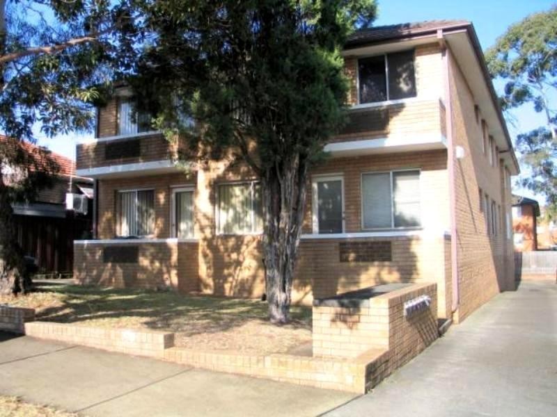 86 Knox St, Belmore NSW 2192