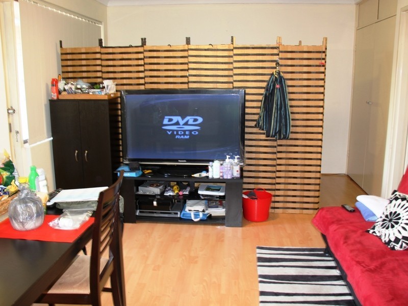 8/25 Sixth Ave, Campsie NSW 2194