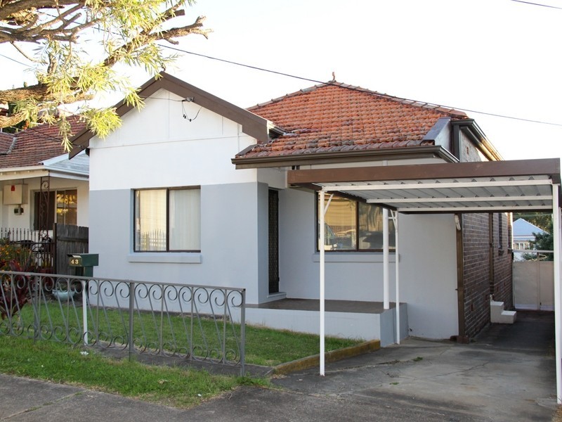 43 Taylor St, Lakemba NSW 2195