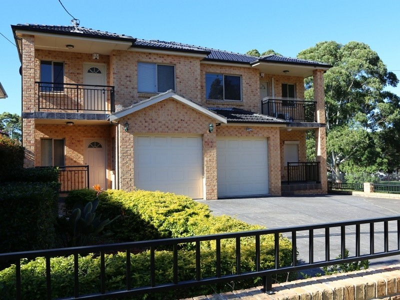 42 Bykool Ave, Kingsgrove NSW 2208