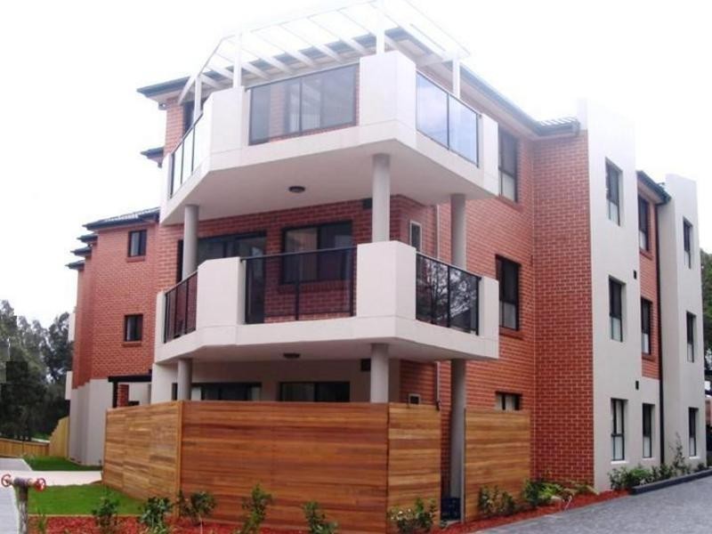 54 Sixth Ave, Campsie NSW 2194