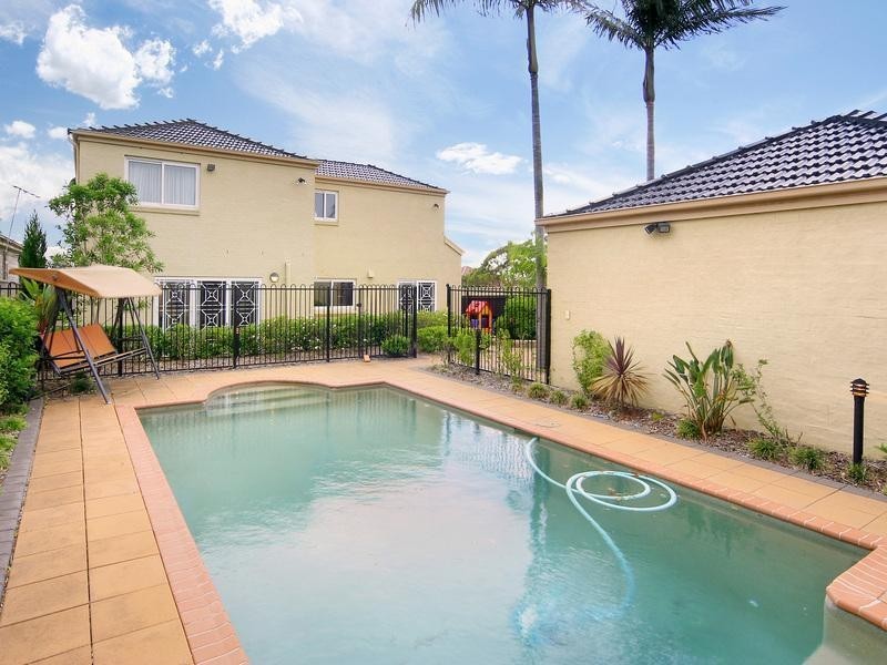 102 MacQuarie Street, Greenacre NSW 2190