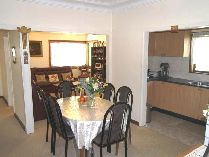 29 Kingsgrove Rd, Belmore NSW 2192