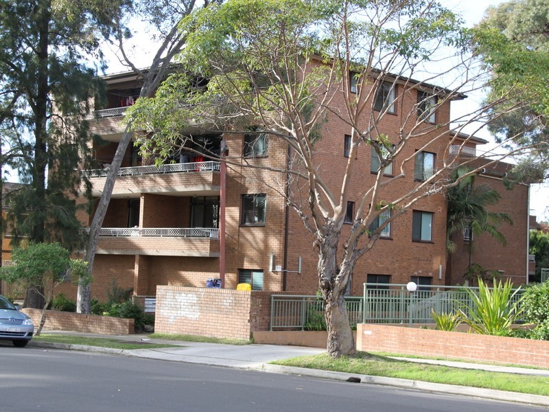 9/66-68 Clissold Pde, Campsie NSW 2194