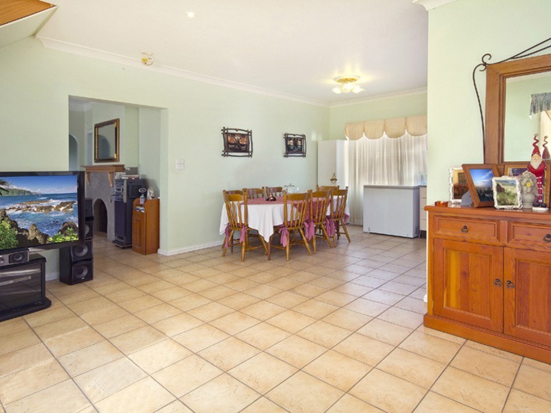 5 Faux St, Wiley Park NSW 2195