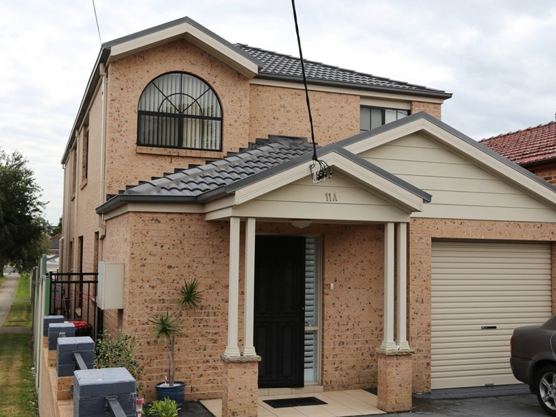 11a Fletcher Street, Campsie NSW 2194