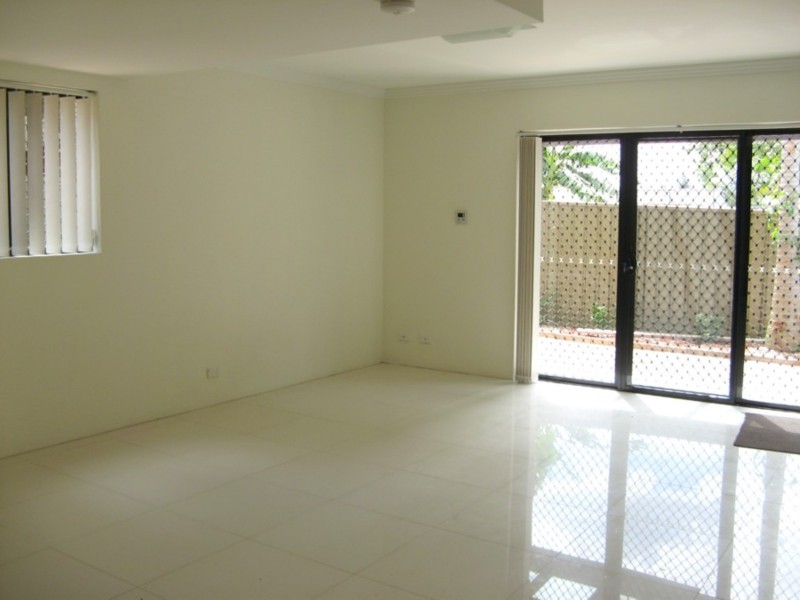 6/31 Dryden St, Campsie NSW 2194