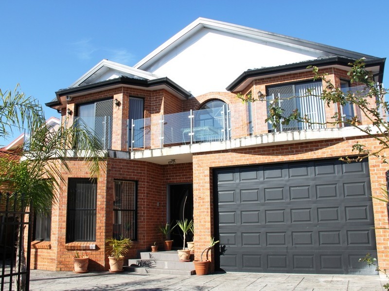 42 Percy St, Bankstown NSW 2200