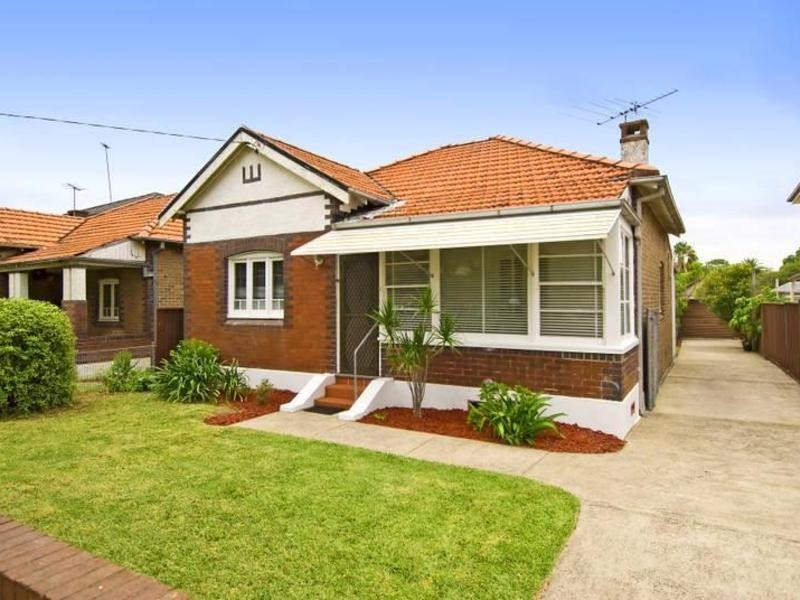 7 Hunt St, Enfield NSW 2136