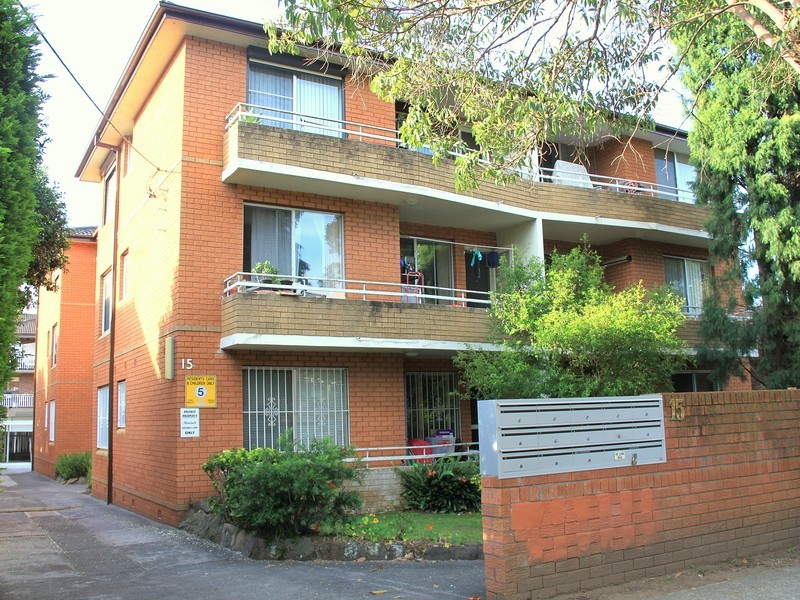 12/15 Seventh Ave, Campsie NSW 2194