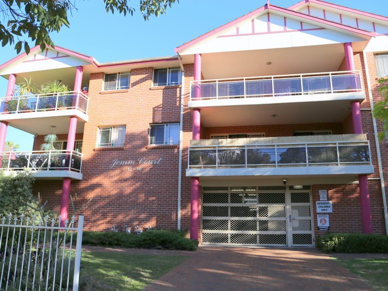 3/12-16 Seventh Ave, Campsie NSW 2194
