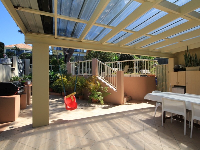 11 Allawah Ave, Carss Park NSW 2221