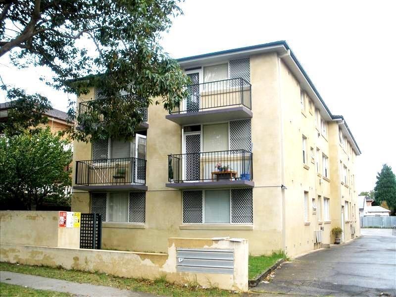 7/6 Fourth Ave, Campsie NSW 2194