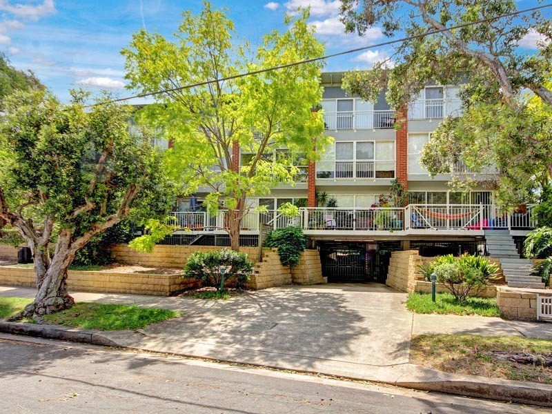 12/39-43 Riverside Crescent, Marrickville NSW 2204
