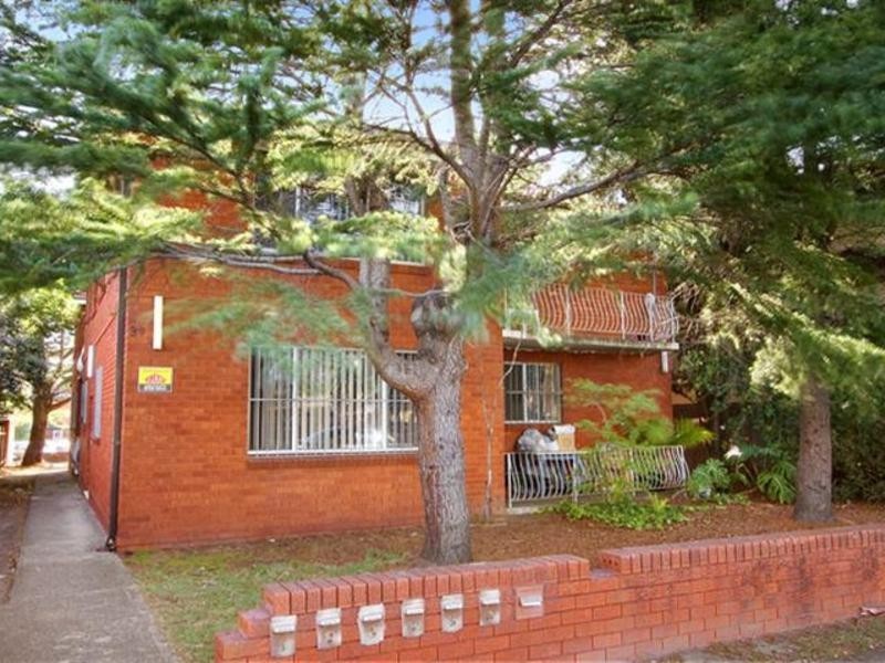 30 Oswald St, Campsie NSW 2194