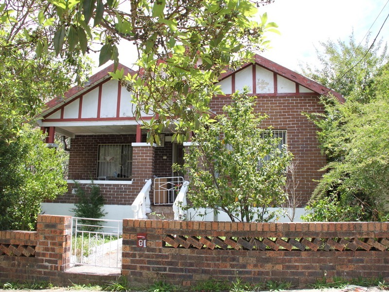 81 Knox St, Belmore NSW 2192
