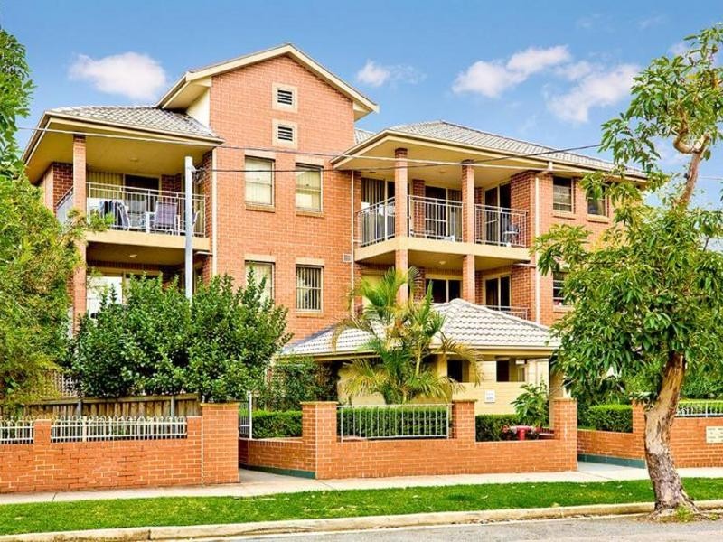 16 Beatrice Street, Ashfield NSW 2131