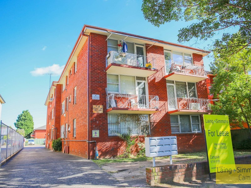 5/8 Fourth Ave, Campsie NSW 2194