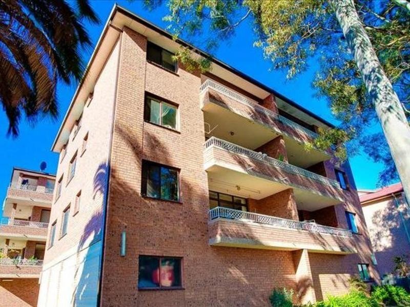 8/66-68 Clissold PDE, Campsie NSW 2194