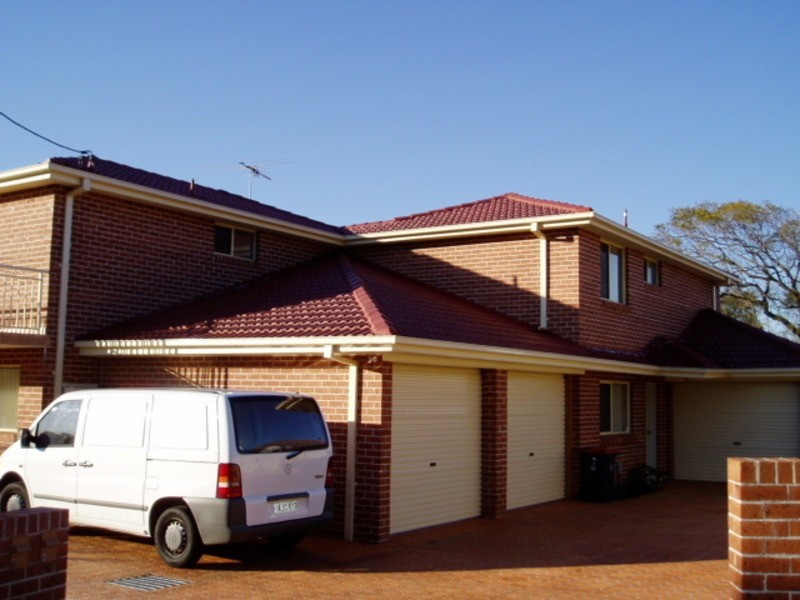 2/30 Cooks Ave, Campsie NSW 2194