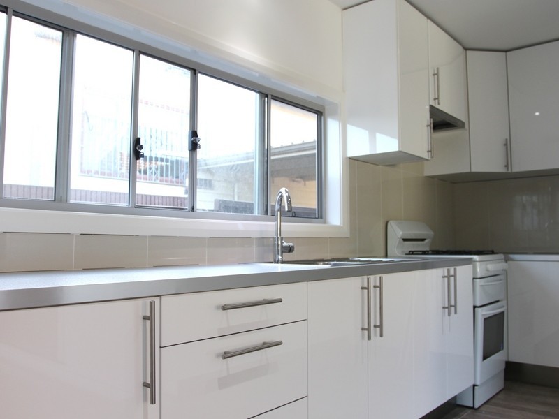 116 Old Kent Rd, Greenacre NSW 2190