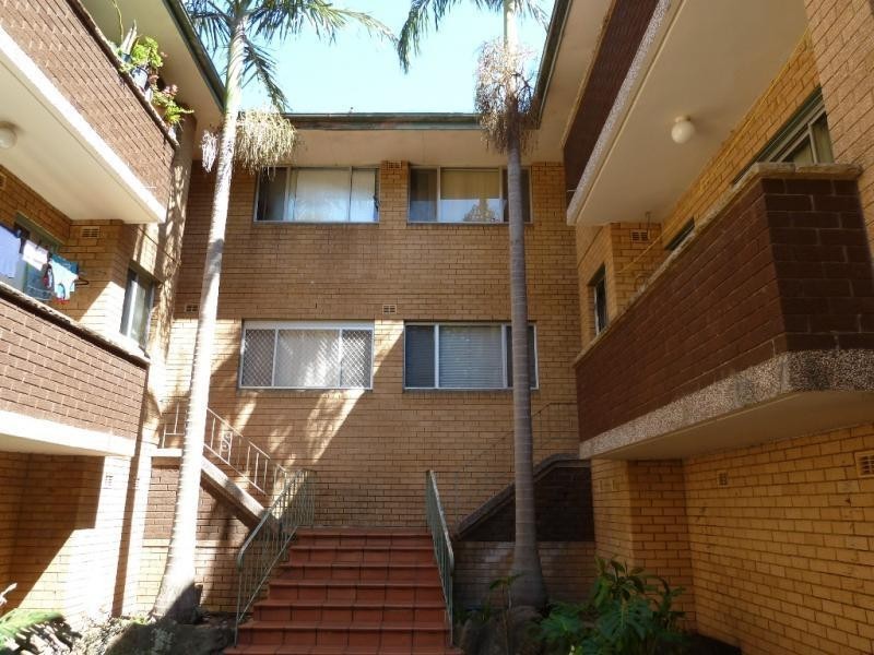 10/64  Fairmount St, Lakemba NSW 2195