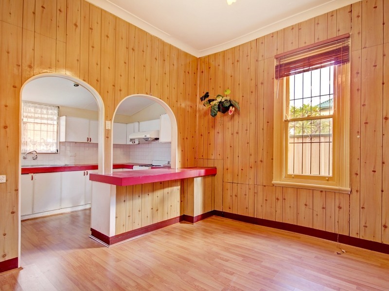 126 Ninth Ave, Campsie NSW 2194