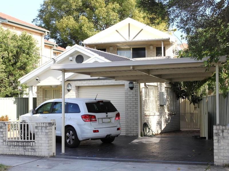 1 Browning st, Campsie NSW 2194