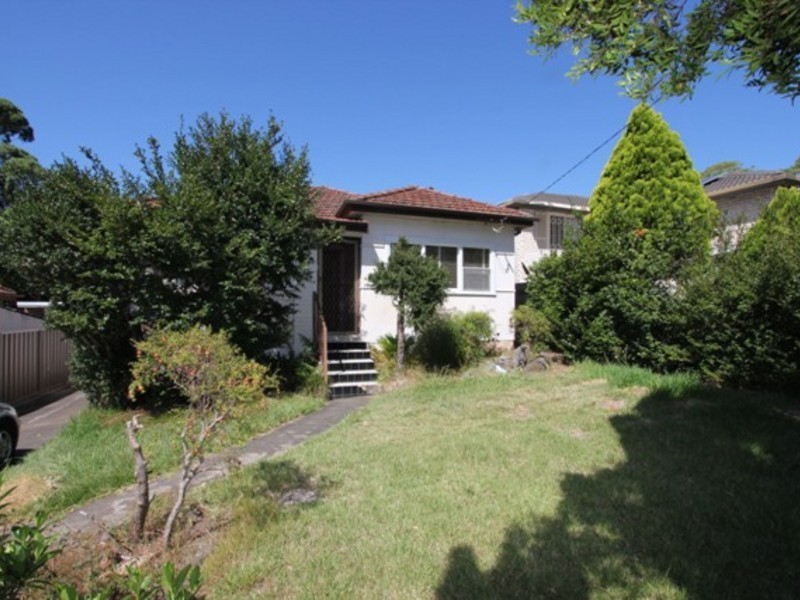 107 Bonds Road, Peakhurst NSW 2210