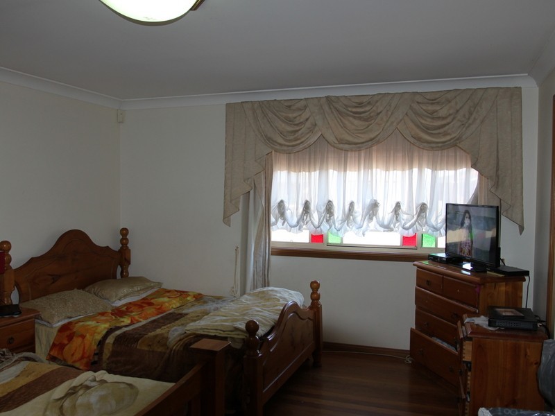 1 Cheltenham St, Chipping Norton NSW 2170