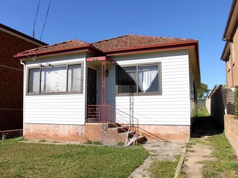 28 Chalmers Ave, Belmore NSW 2192