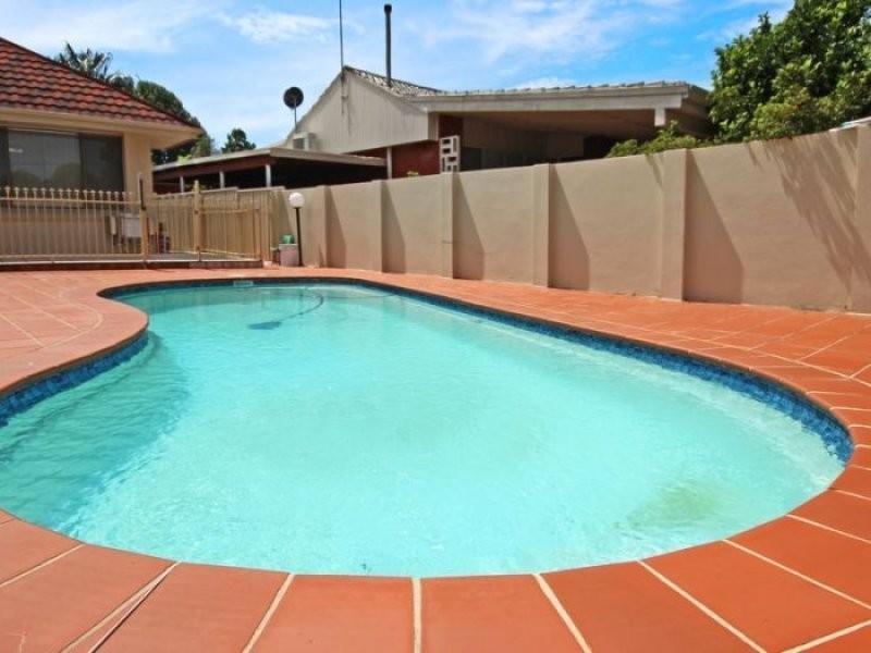 47 Isaac st, Peakhurst NSW 2210