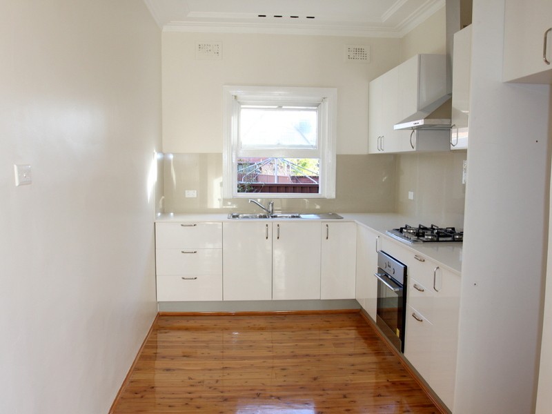 8 Paterson Avenue, Kingsgrove NSW 2208