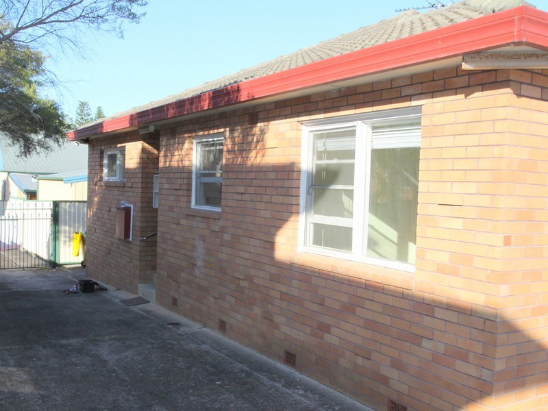 4A First Aveune, Campsie NSW 2194