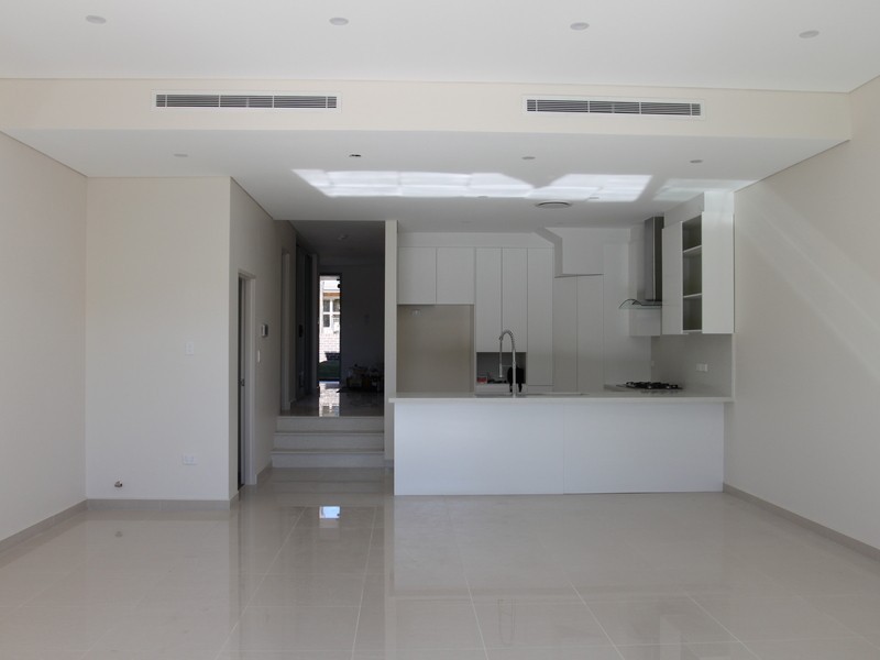 245 Wangee Rd, Greenacre NSW 2190